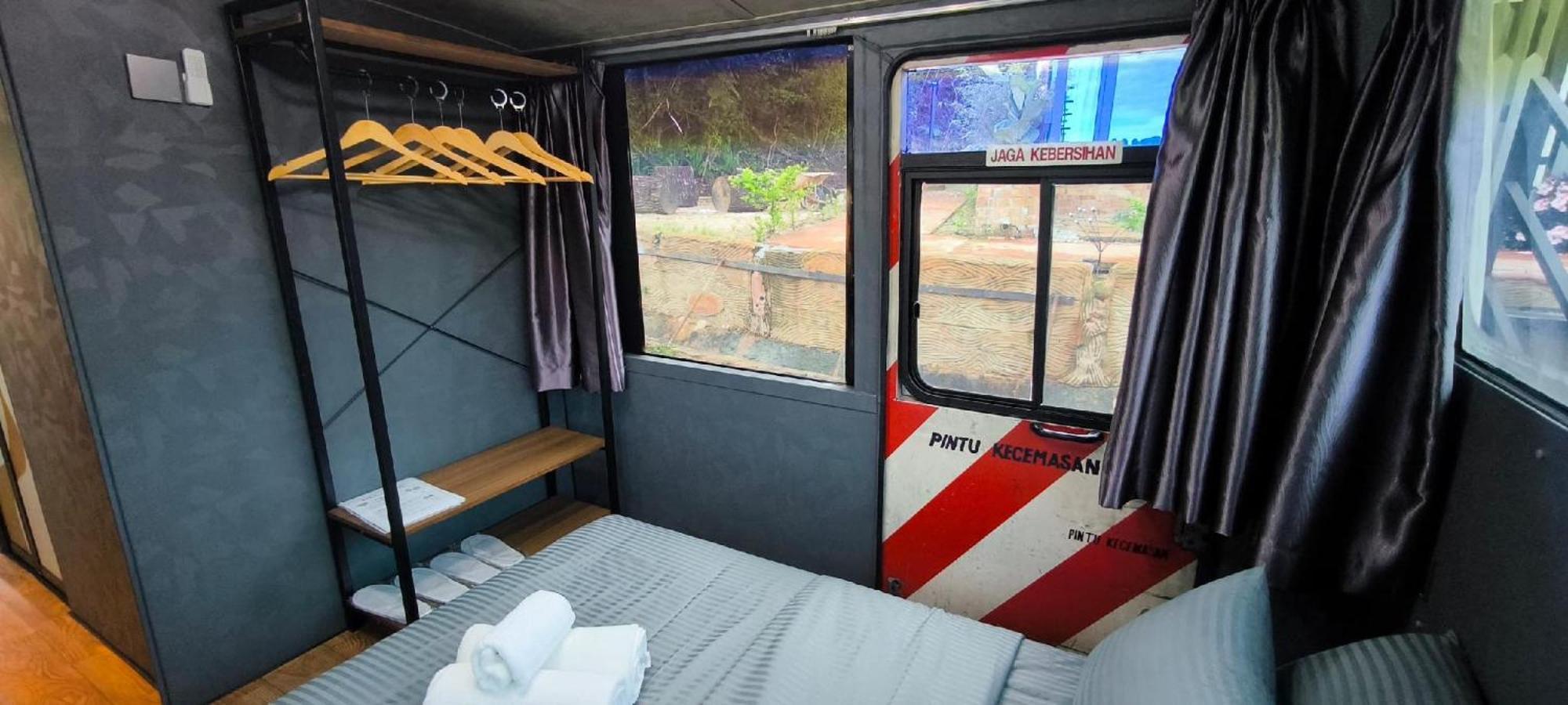 Resor Campod @ *